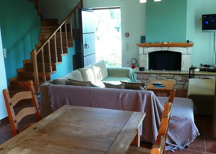 Holiday home Maison Viros *
