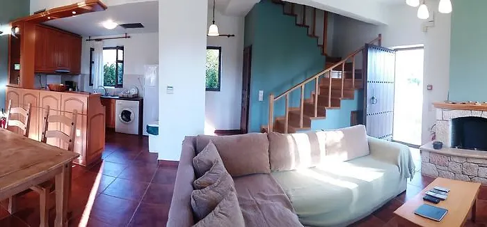 Maison Viros *