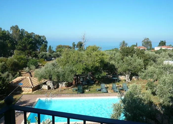 Maison Viros *