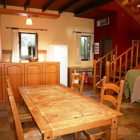 Maison Viros Holiday home *